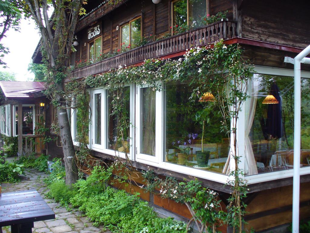 Pension Apple Kaminoyama Exterior foto